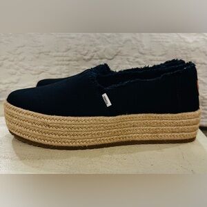 Toms Valencia Platform Espadrille Black Canvas Shoes Size 7 (NWOT) No Box